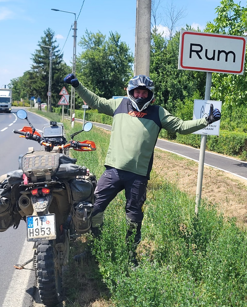 Offmoto Tours - Blog o cestování na motorkách a offem pro TET, TCT, TMT a jinde